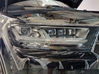 Audi Q7 переклейка полиуретановой плёнки (0)
